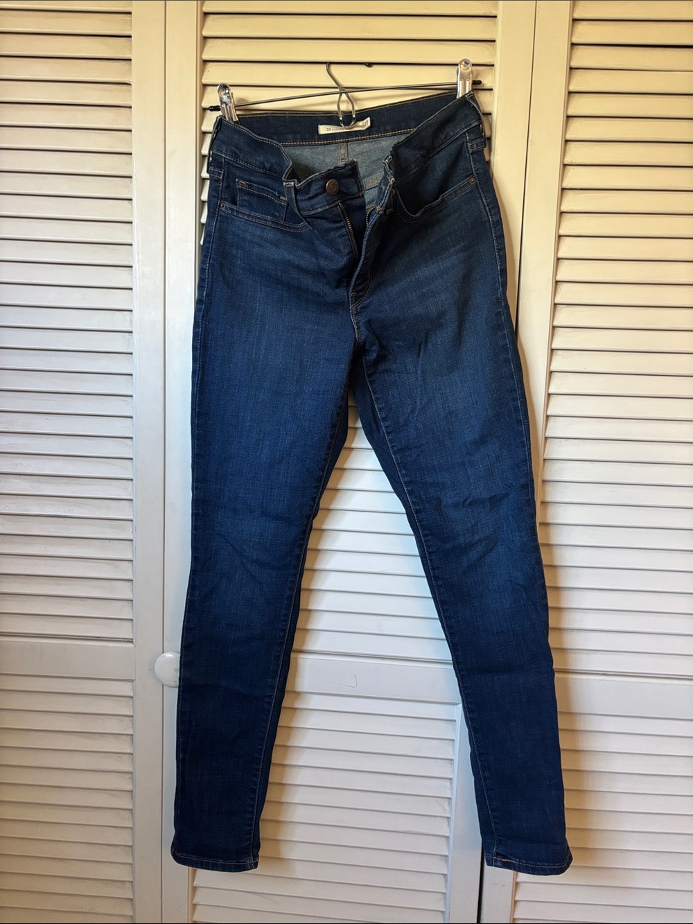 Levi's Dark Indigo Shaping Skinny Jeans